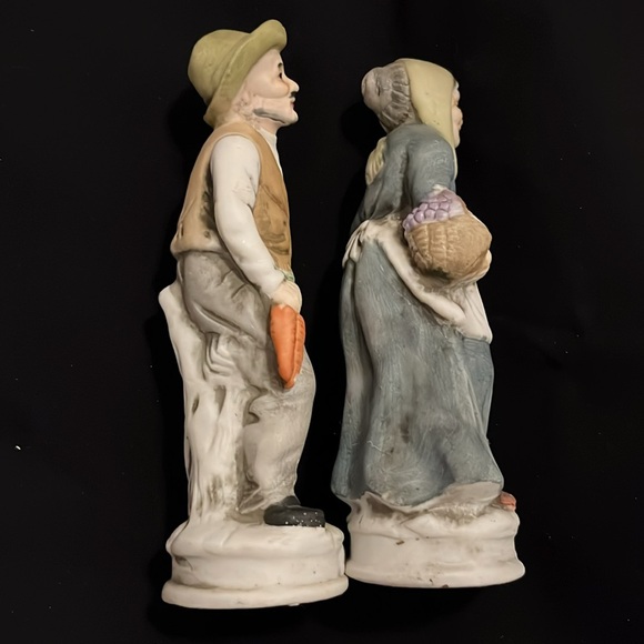 Deville man farmer and wife figurine. Set of 2 - Picture 2 of 7